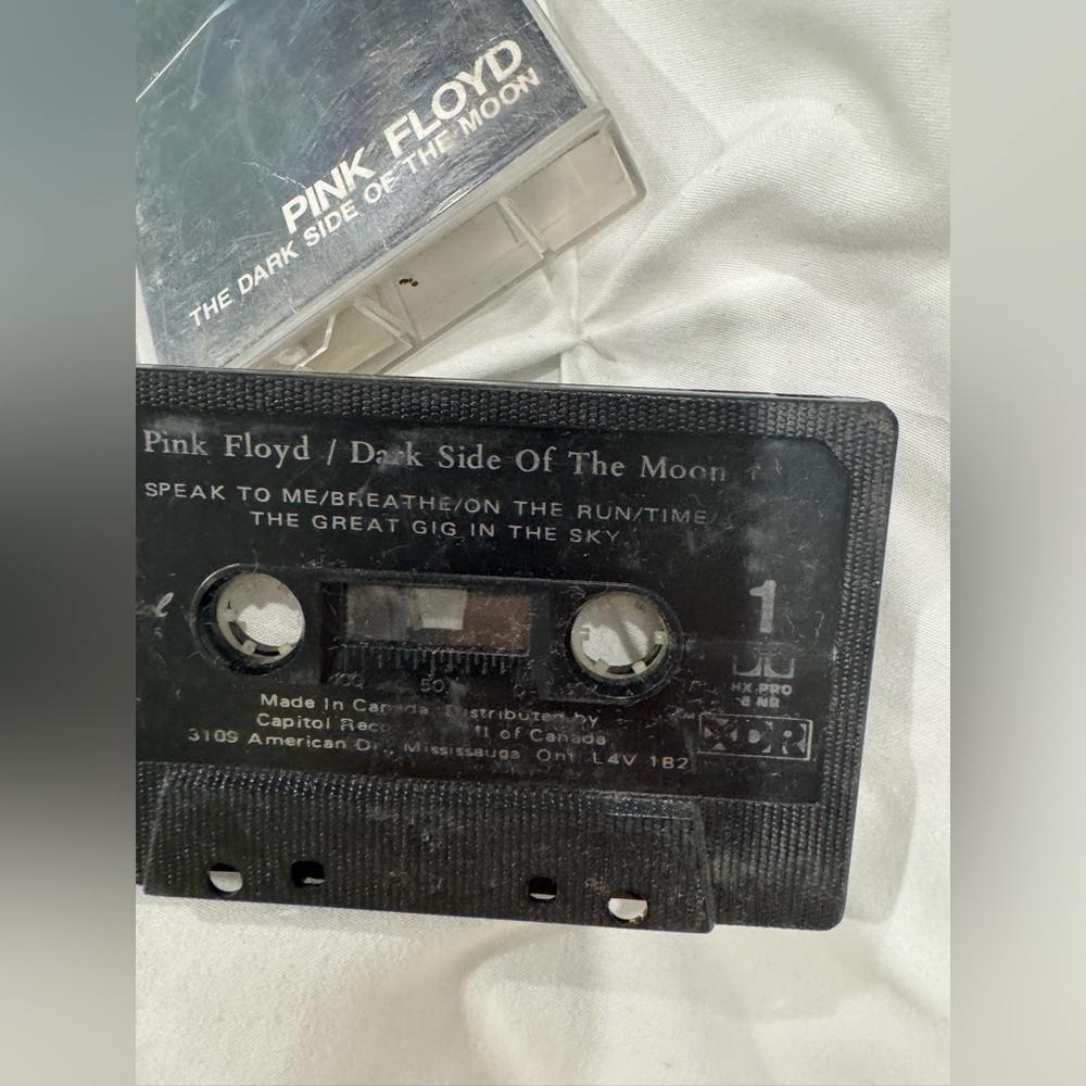 Lot of (3) Vintage Pink Floyd Cassette Tapes - Picture 4 of 6